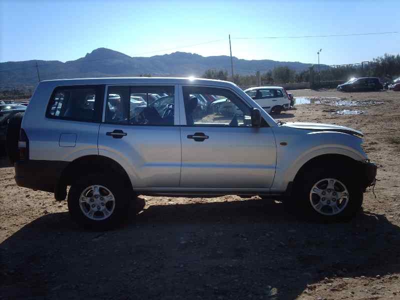 mitsubishi montero (v60/v70) del año 2002