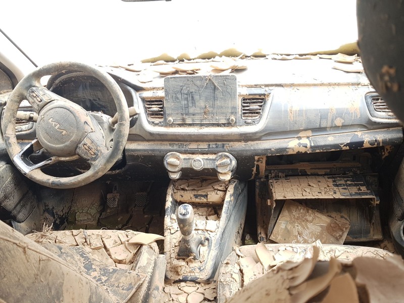 kia stonic (yb) del año 2022