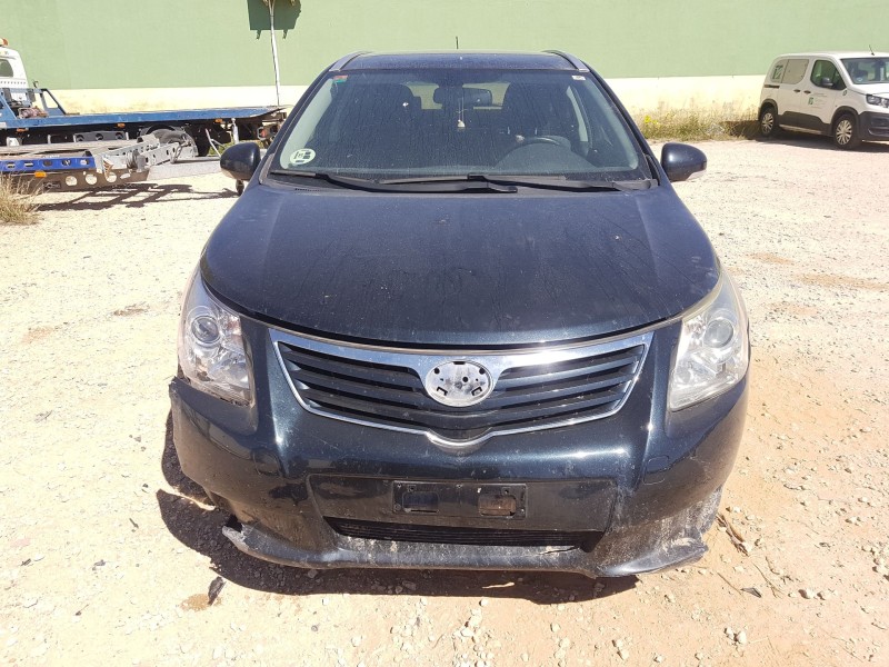 toyota avensis station wagon (_t27_) del año 2011