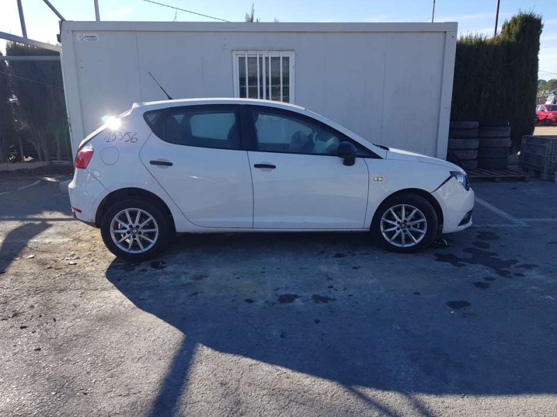 seat ibiza (6j5) del año 2013