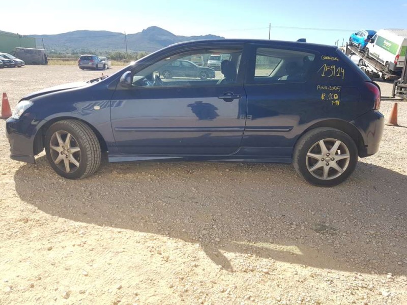 toyota corolla (e12) del año 2005