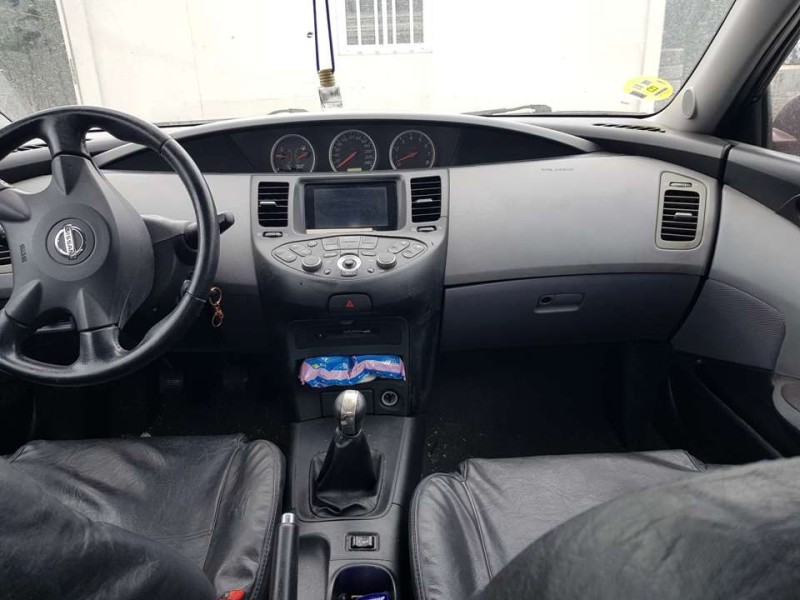 nissan primera berlina (p12) del año 2002