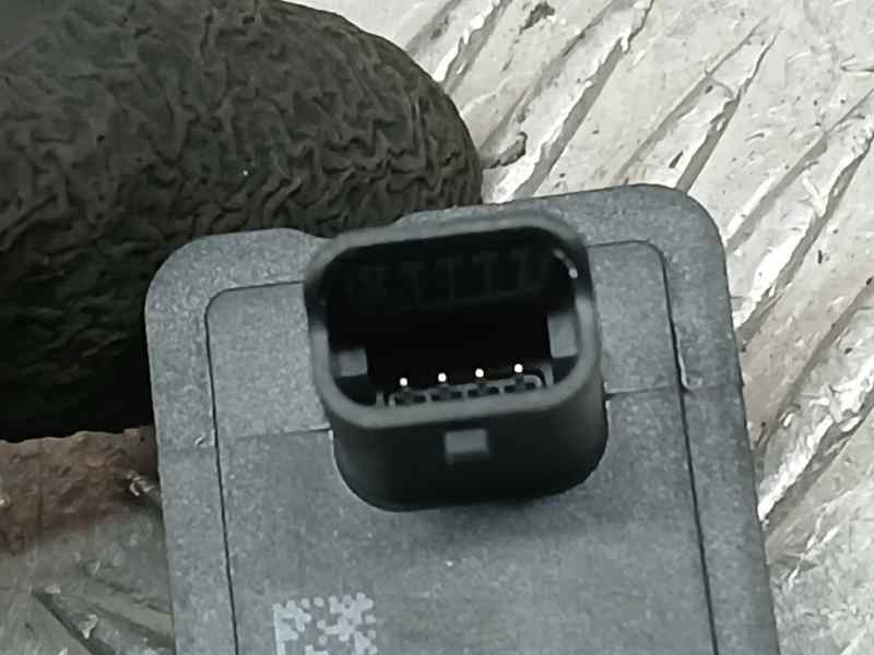 Recambio de camara vision trasera para peugeot 3008 allure pack referencia OEM IAM 9809301080 0263007021 