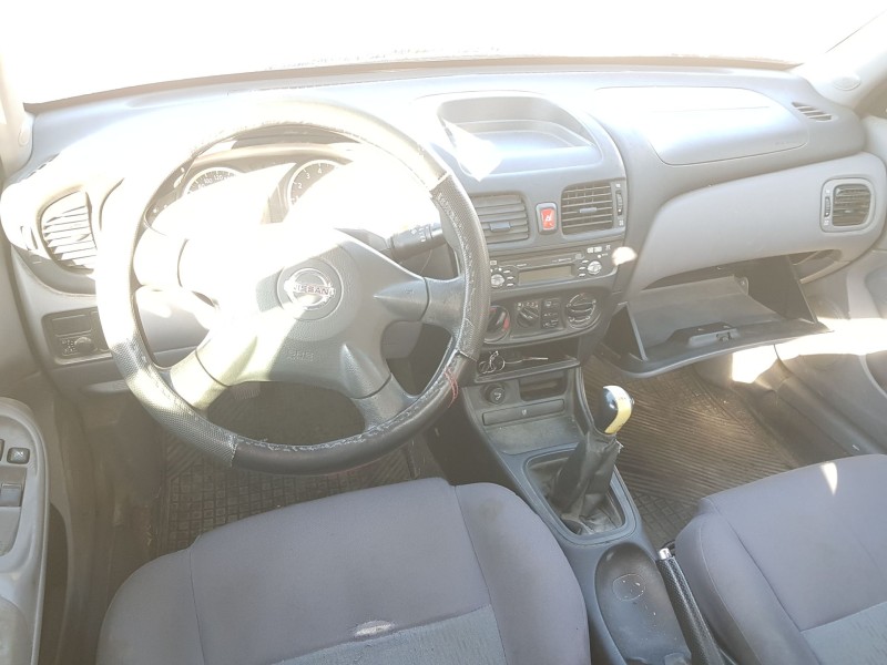 nissan almera ii (n16) del año 2003