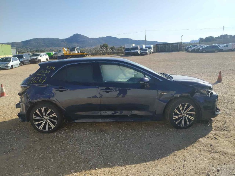 toyota corolla (e21) del año 2021