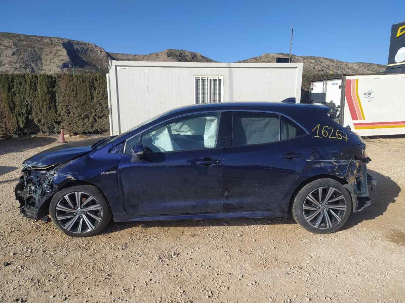 toyota corolla (e21) del año 2021