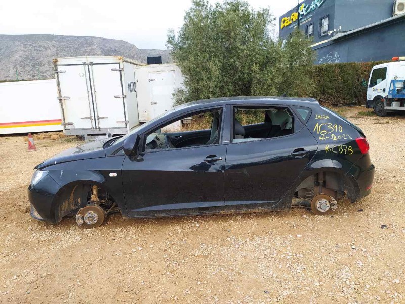 seat ibiza (6j5) del año 2013
