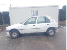 PEUGEOT 205 BERLINA