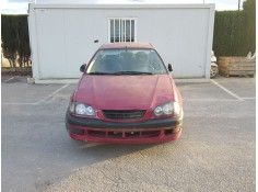 TOYOTA AVENSIS BERLINA (T 22)