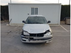 TOYOTA AVENSIS BERLINA (T 22)