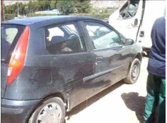 FIAT PUNTO BERLINA (188)