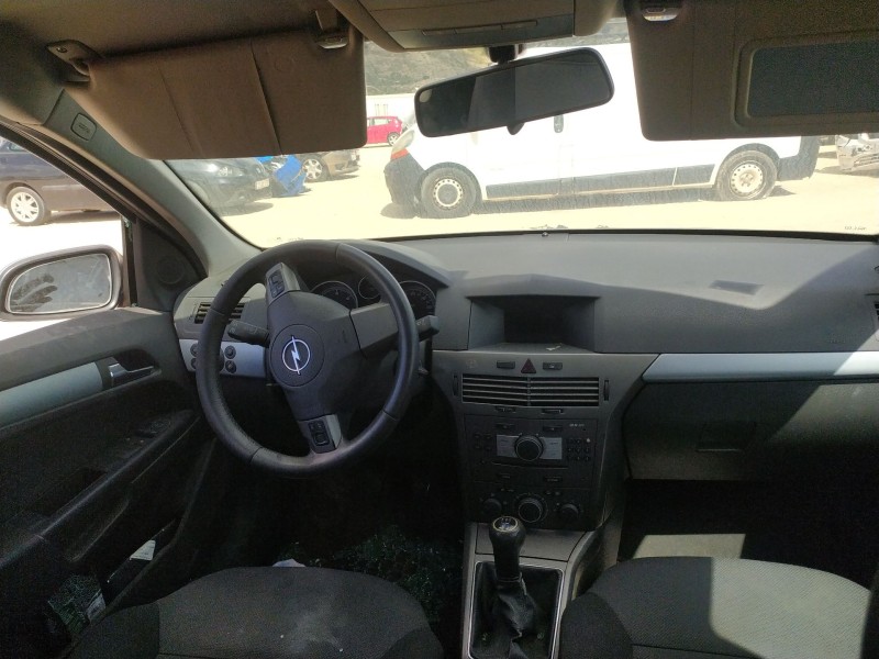 opel astra h (a04) del año 2006