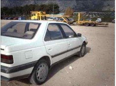 PEUGEOT 405 BERLINA