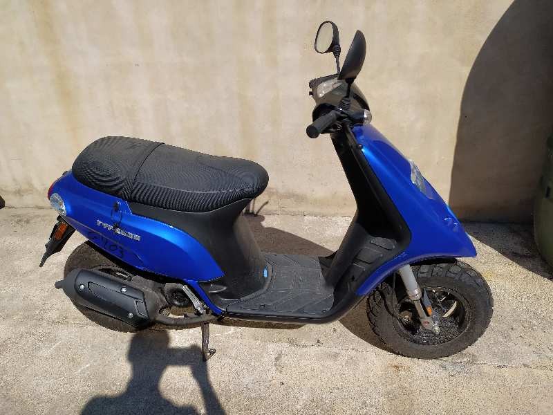 piaggio (vespa) typhoon (tph) 50 del año 2006