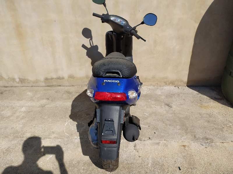 piaggio (vespa) typhoon (tph) 50 del año 2006