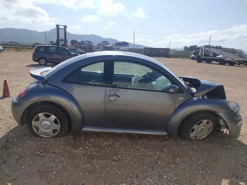 volkswagen new beetle (9c1/1c1) del año 2001
