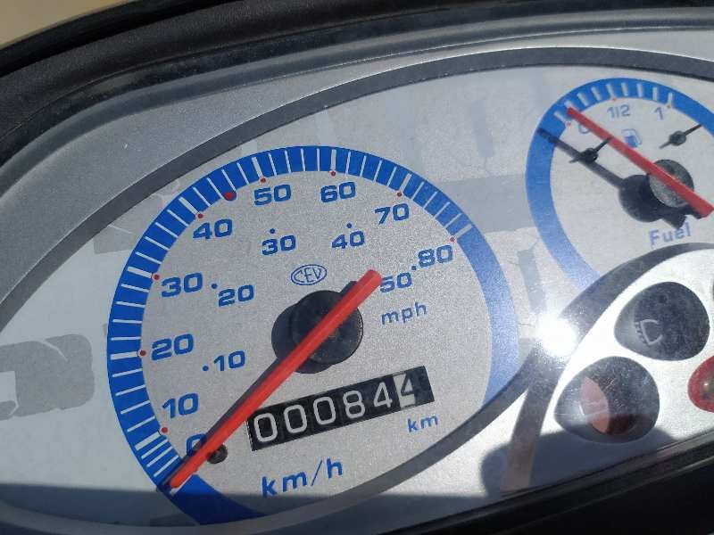 piaggio (vespa) typhoon (tph) 50 del año 2006