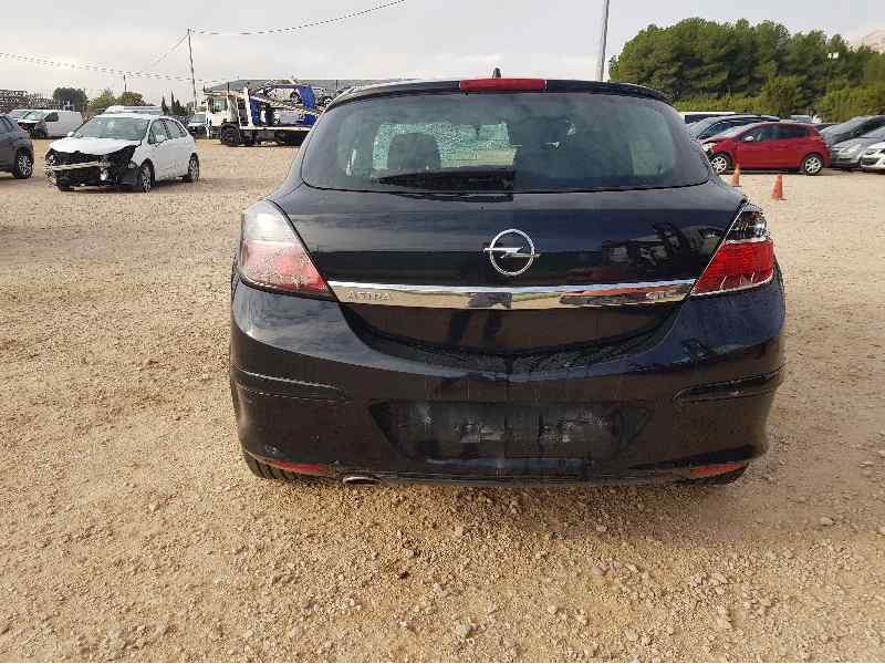 opel astra gtc del año 2007