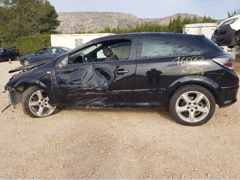 opel astra gtc del año 2007