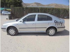 SKODA OCTAVIA BERLINA (1U2)