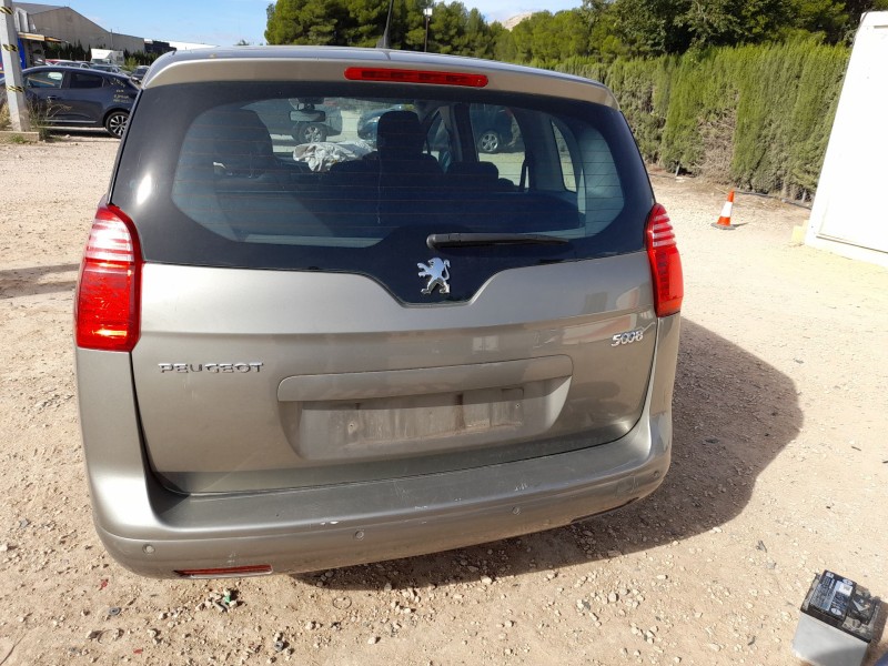 peugeot 5008 (0u_, 0e_) del año 2010