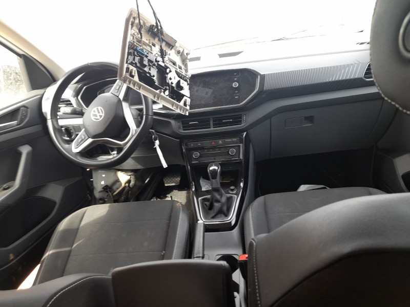 volkswagen t-cross (c11, d31) del año 2021