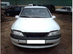 OPEL VECTRA B BERLINA