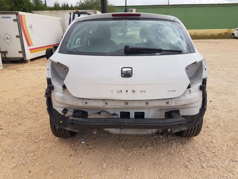 seat ibiza (6j5) del año 2013