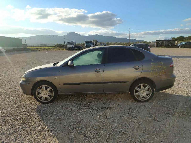 seat cordoba berlina (6l2) del año 2004