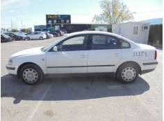 VOLKSWAGEN PASSAT BERLINA (3B2)