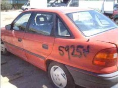 OPEL ASTRA F BERLINA