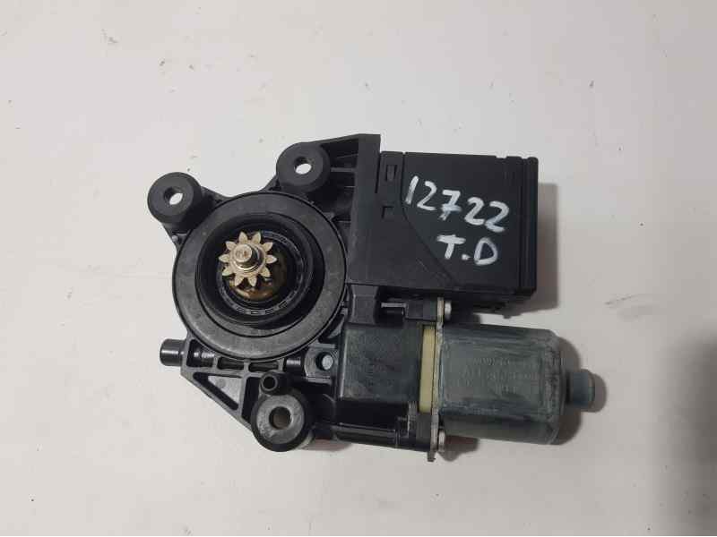 Recambio de motor elevalunas trasero derecho para renault scenic iii dynamique referencia OEM IAM 827300005R 915947100 BROSE