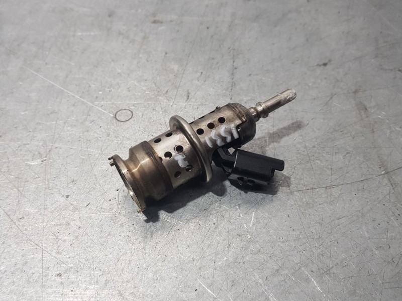 Recambio de inyector adblue para peugeot rifter access standard referencia OEM IAM 9813930180 K174B01365 