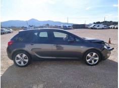 OPEL ASTRA J LIM.