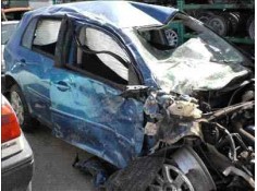 VOLKSWAGEN GOLF V BERLINA (1K1)