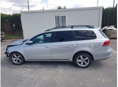 VOLKSWAGEN PASSAT VARIANT (365)