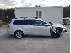 VOLKSWAGEN PASSAT VARIANT (365)