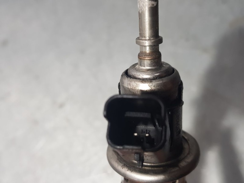 Recambio de inyector adblue para peugeot rifter access standard referencia OEM IAM 9813930180 K174B01365 