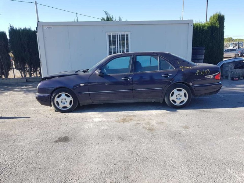 mercedes-benz clase e (w210) berlina diesel del año 1999