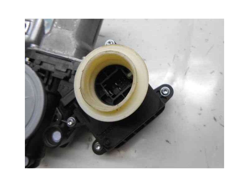 Recambio de elevalunas delantero izquierdo para toyota auris 1.4 turbodiesel cat referencia OEM IAM   ELECTRICO
