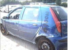 FIAT PUNTO BERLINA (188)
