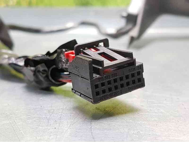 Recambio de retrovisor izquierdo para audi a3 (8p) 1.9 tdi ambition referencia OEM IAM  5 CABLES ELECTRICO