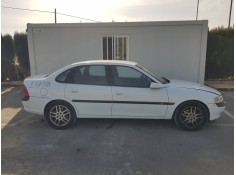 OPEL VECTRA B BERLINA