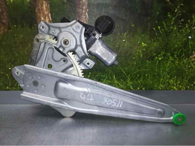 Recambio de elevalunas trasero derecho para toyota auris active referencia OEM IAM 857200D120 6 PINS ELECTRICO , DENSO