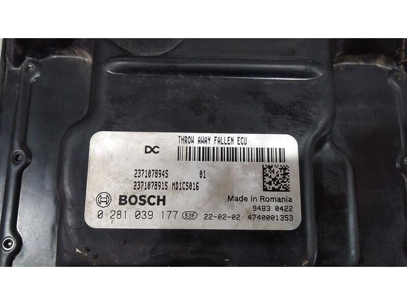 Recambio de centralita motor uce para renault express van referencia OEM IAM 4740001353 0281039177 bosch