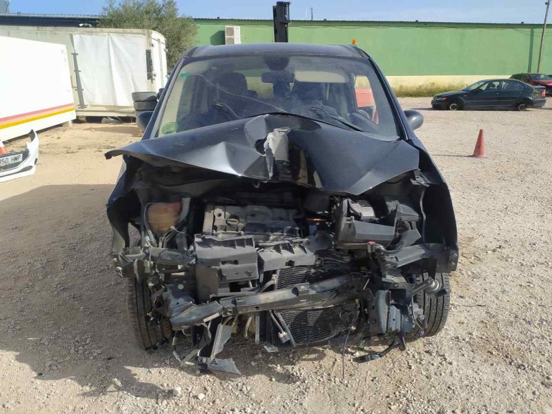 peugeot 1007 del año 2006