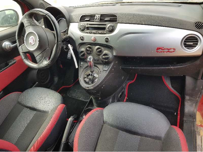 fiat nuova 500 (150) del año 2015