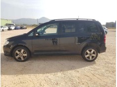 VOLKSWAGEN TOURAN (1T2)