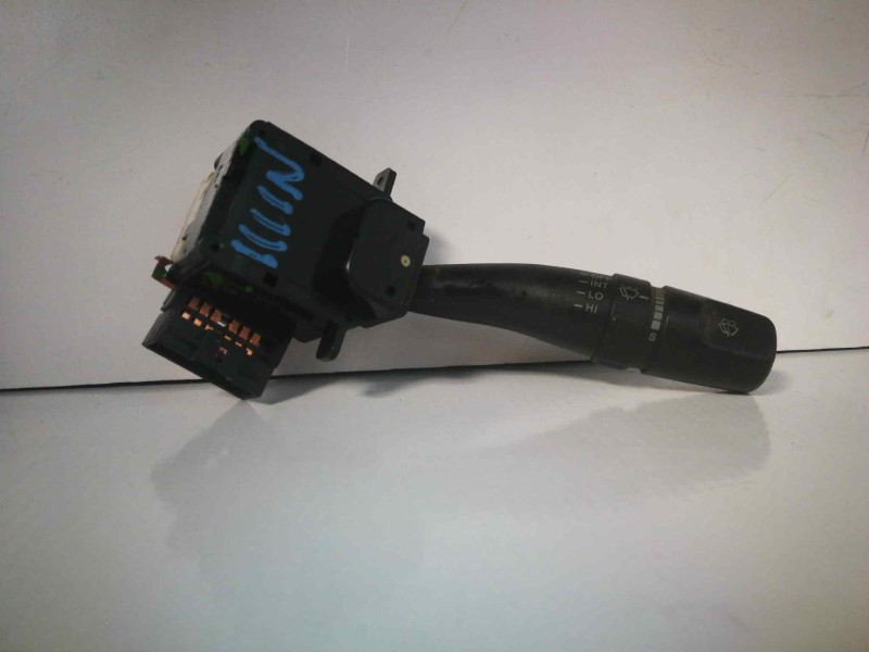 Recambio de mando limpia para hyundai elantra (xd) 1.6 comfort (4-ptas.) referencia OEM IAM  1000001646190 