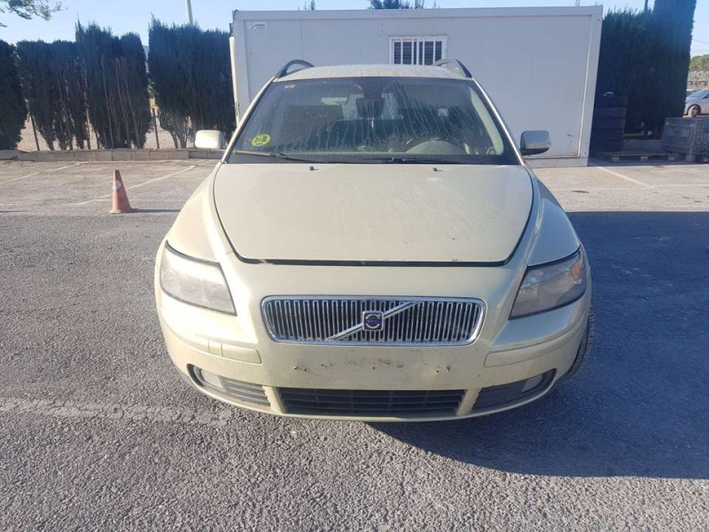 volvo v50 familiar del año 2006